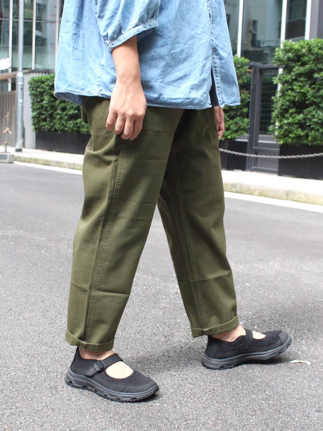 GRAMICCI 定番 LOOSE TAPERED PANTS