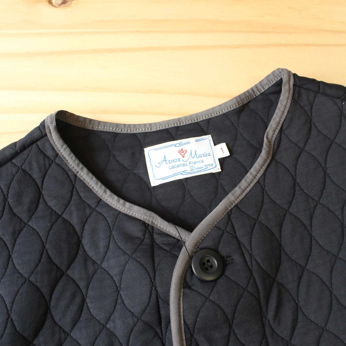 Arvor Maree -
QUILTED CARDIGAN