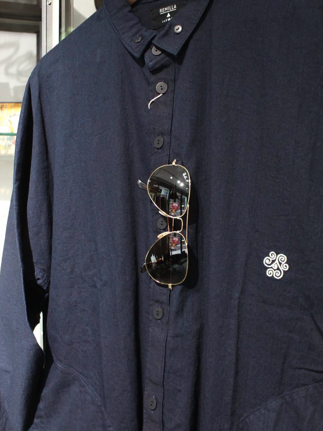 REMILLA -
 LT DENIM SHIRT
