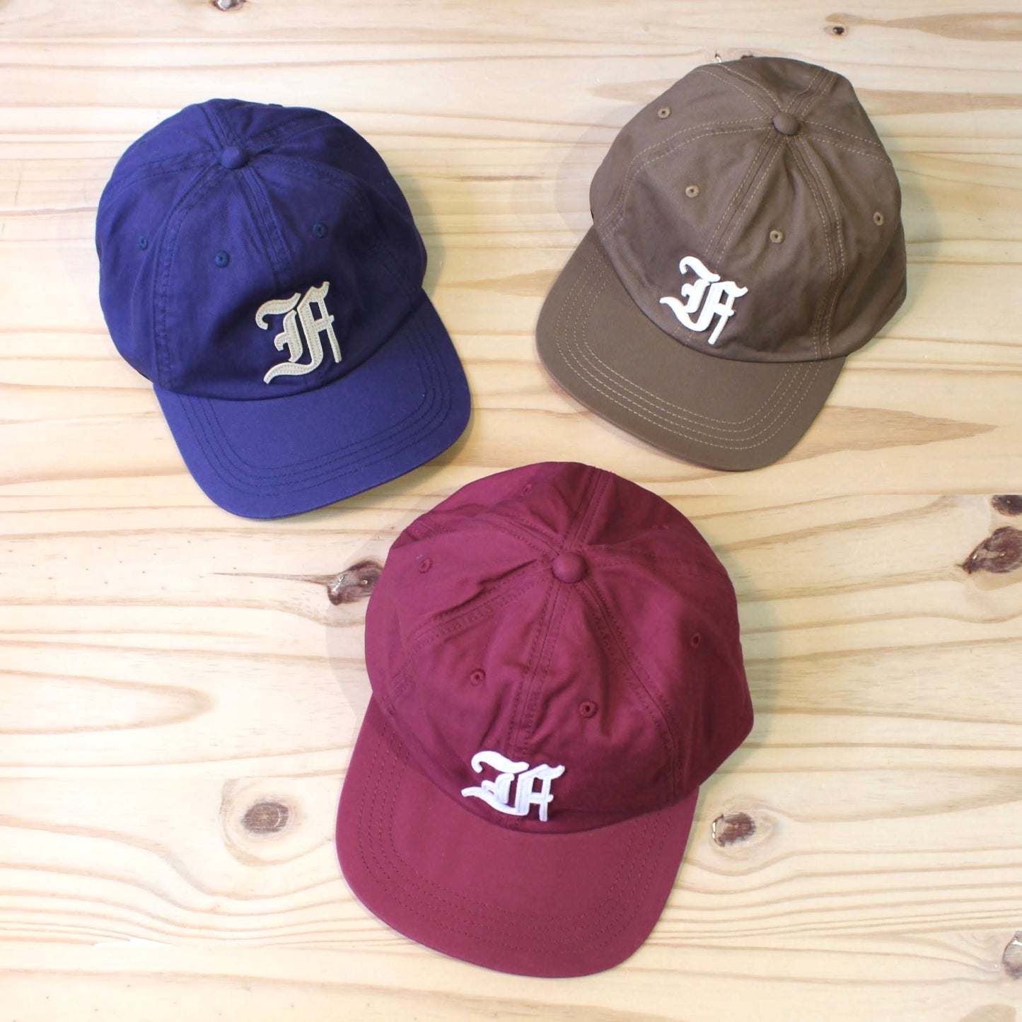 FELCO - 
TWILL STONE WASHED BB “F” FELT CAP