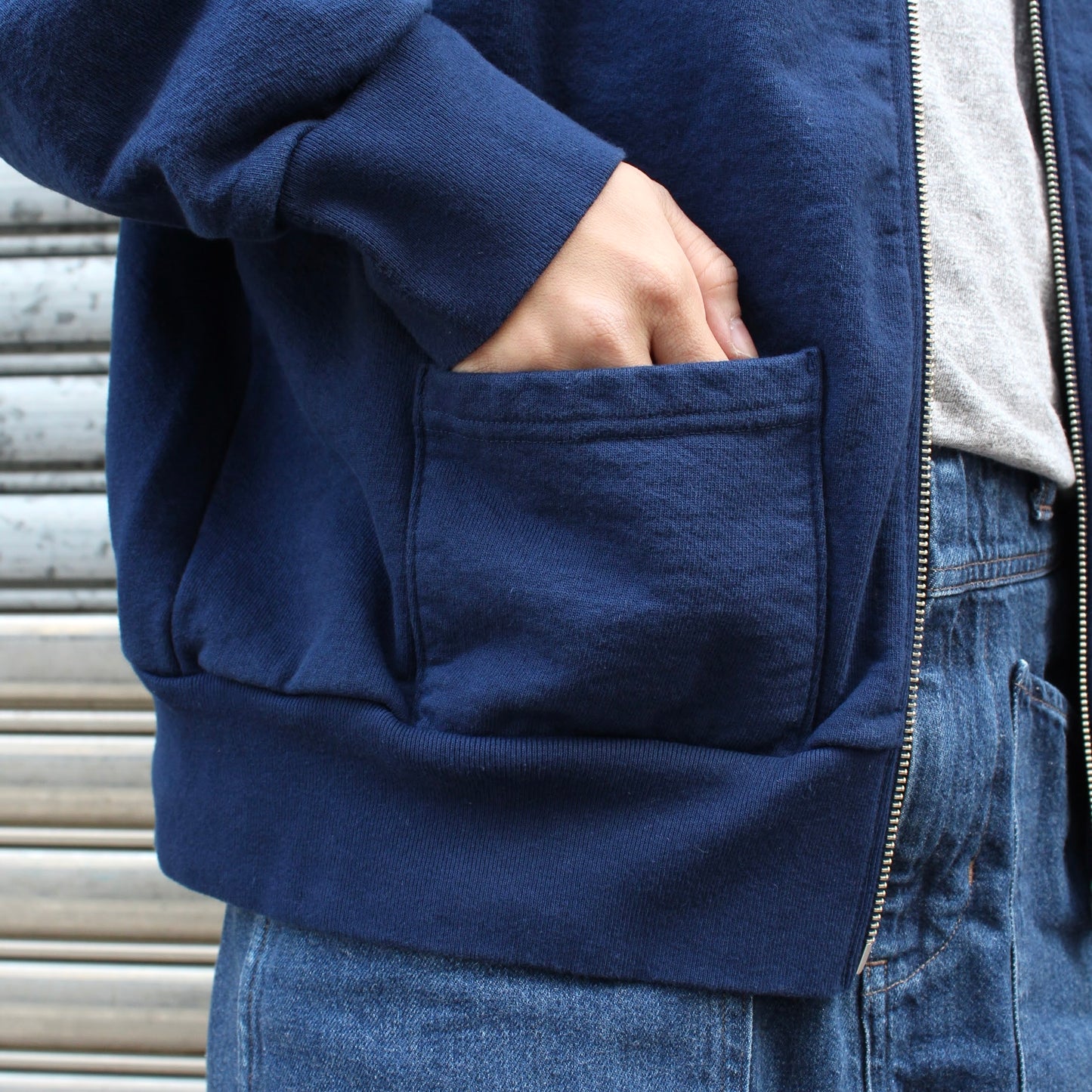 WALLA WALLA SPORT - 
13OZ CREW CARDIGAN