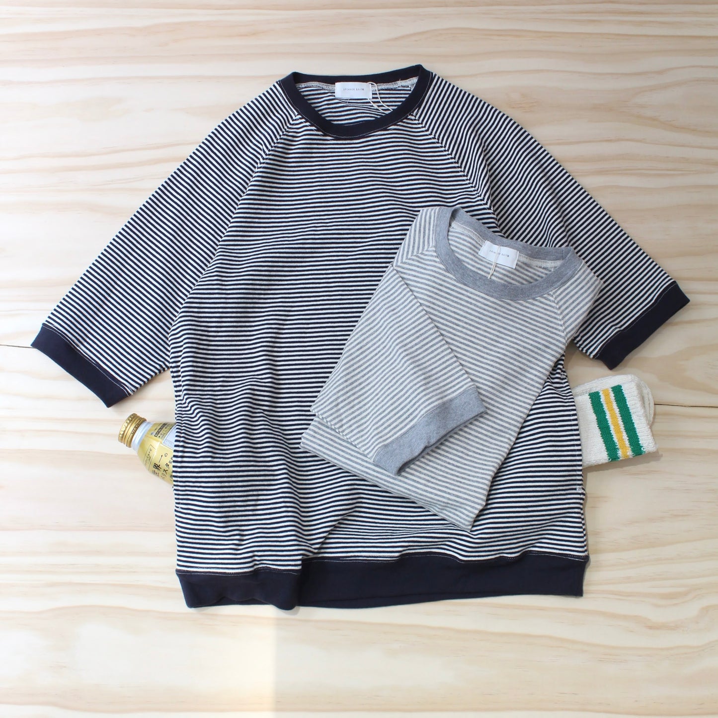 SPINNER BAIT -
VINTAGE BORDER RAGLAN CREW NECK H/S