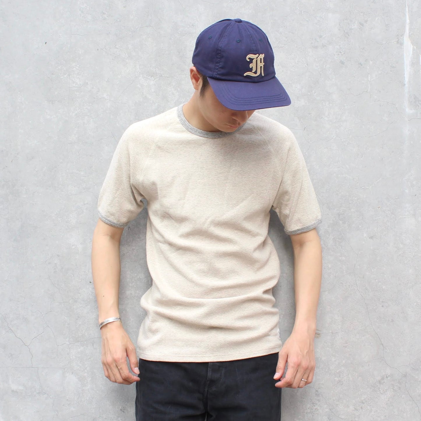 Kepani -
RAGLAN RINGER TEE