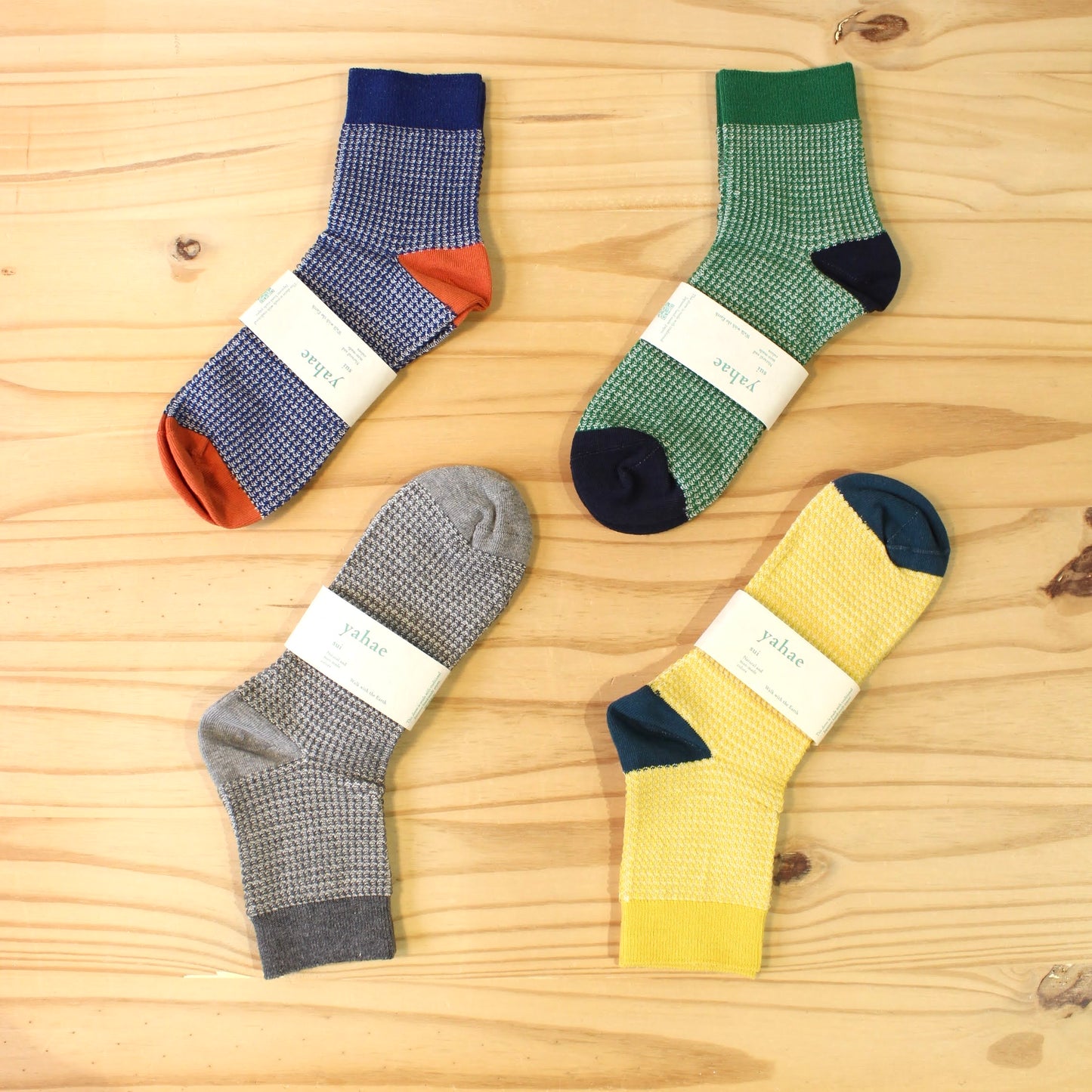 yahae -
ORGANIC COTTON WAFFLE PATTERN ANKLE SOCKS