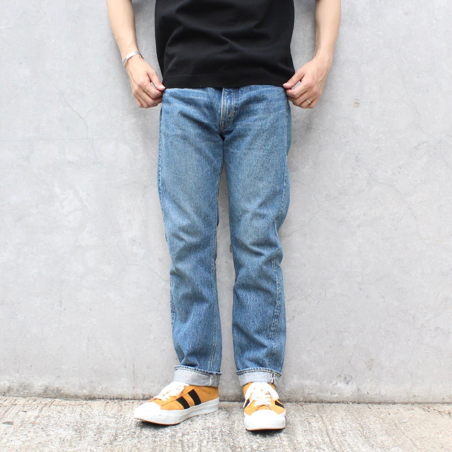 OrSlow - 
107 IVY FIT 13.7OZ DENIM SHORT LENGTH
(2YEAR WASH)