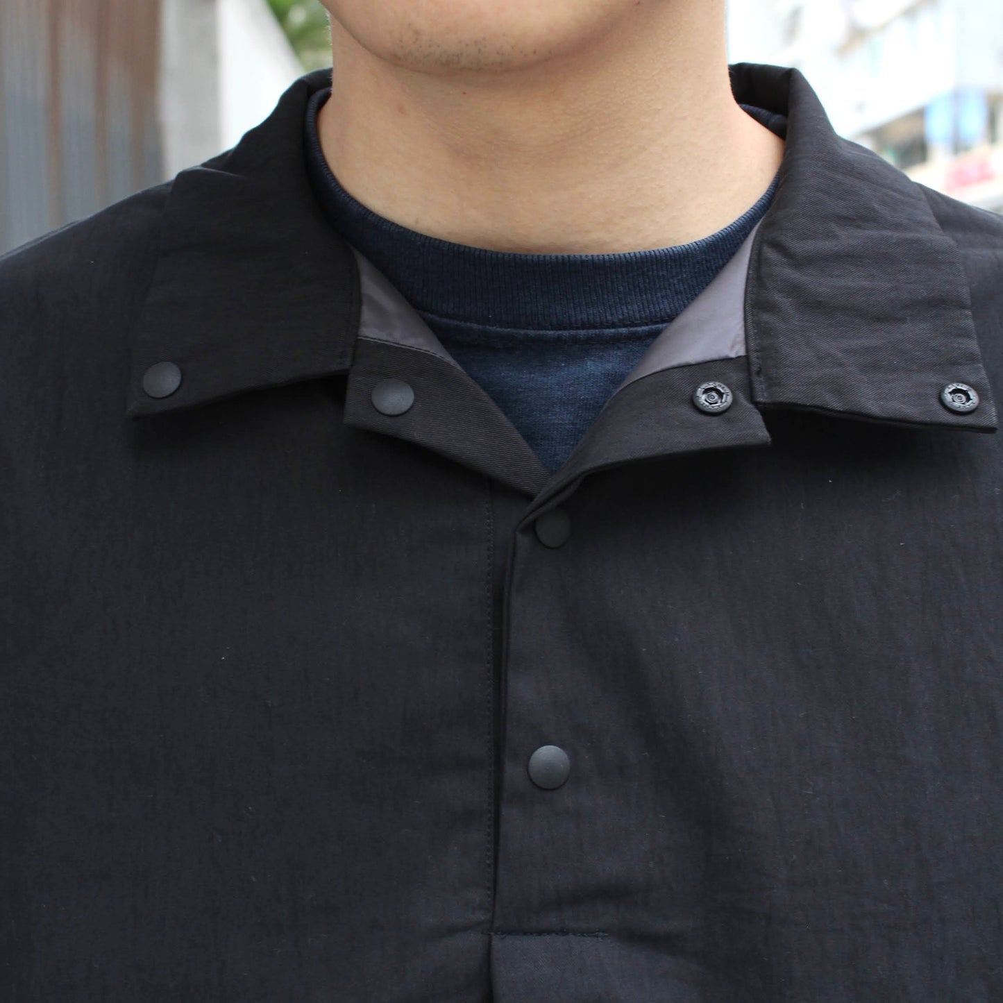 MANUAL ALPHABET - 
PULLOVER SNAP JACKET