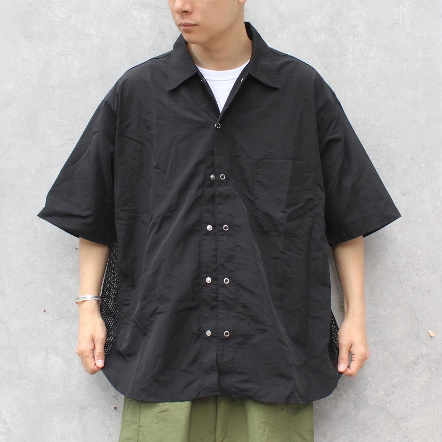 ARMY TWILL -
NYLON OX MESH HALF SLEEVE SHIRT