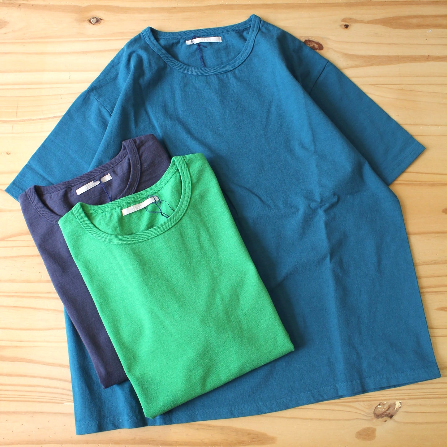 HATSKI - CREW NECK S/S TEE