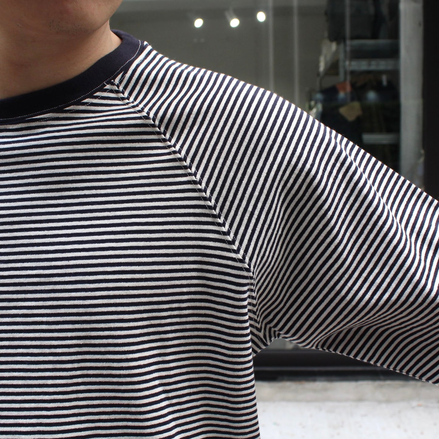 SPINNER BAIT -
VINTAGE BORDER RAGLAN CREW NECK H/S