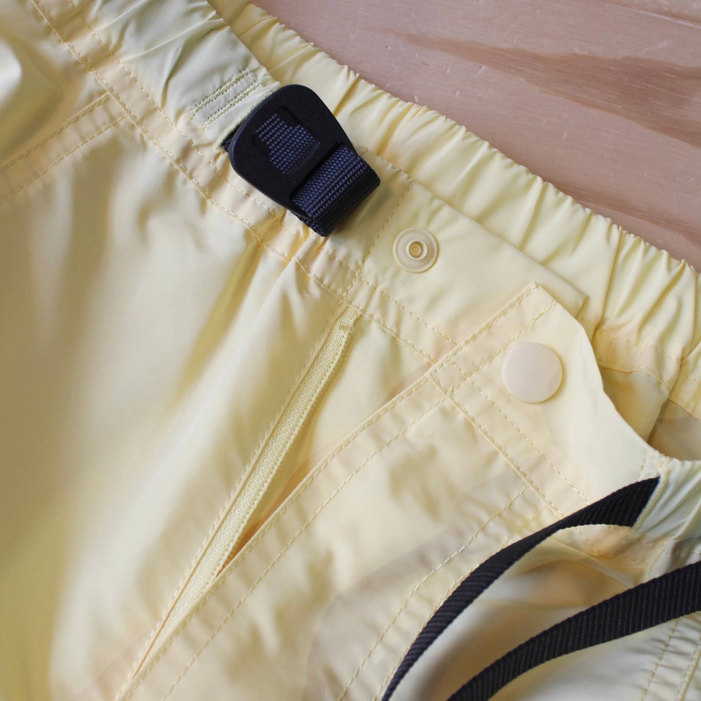 GRAMICCI -
CROWLEY SHORTS
LEMON