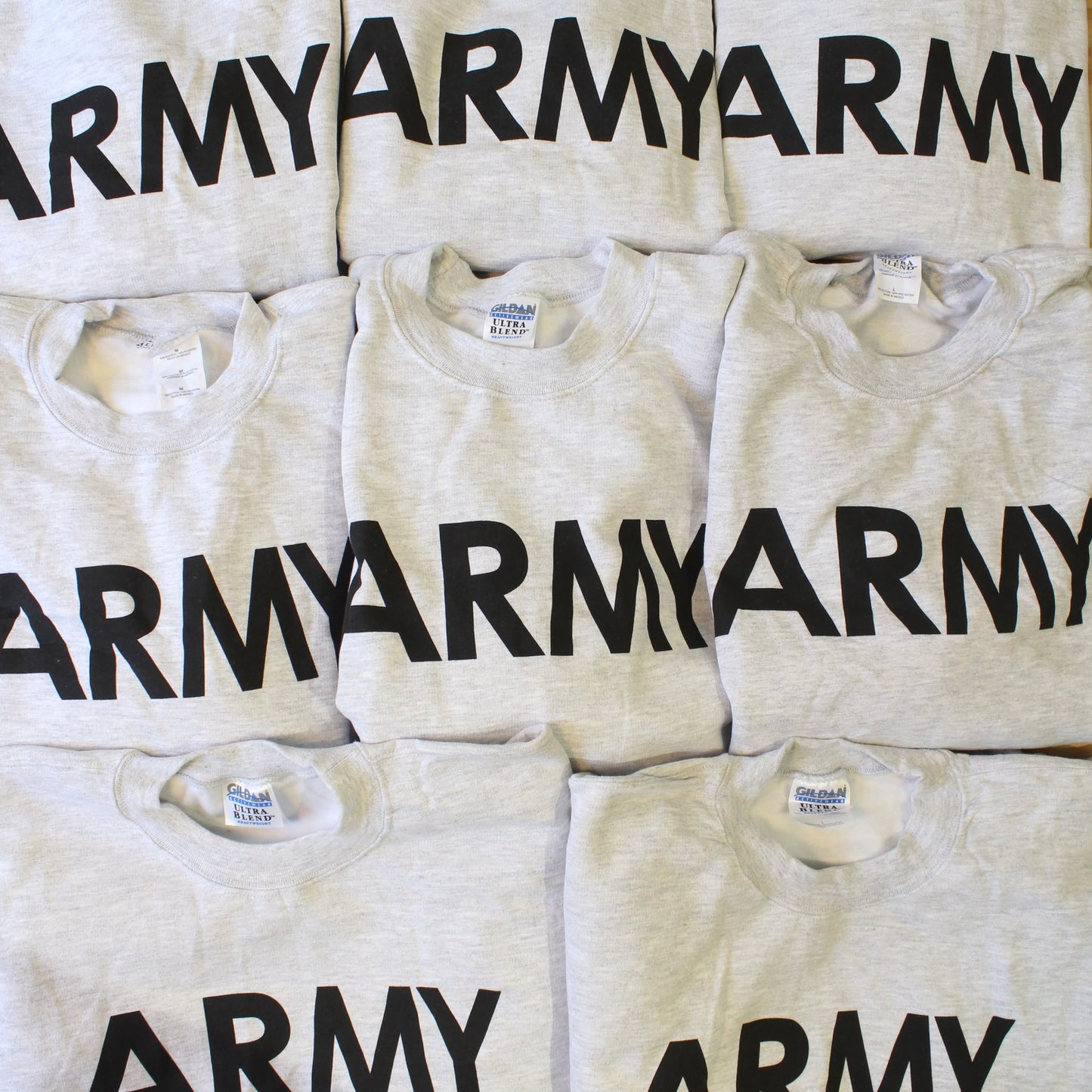 MILITARY DEADSTOCK COLLECTION -
ARMY SWEATSHIRT