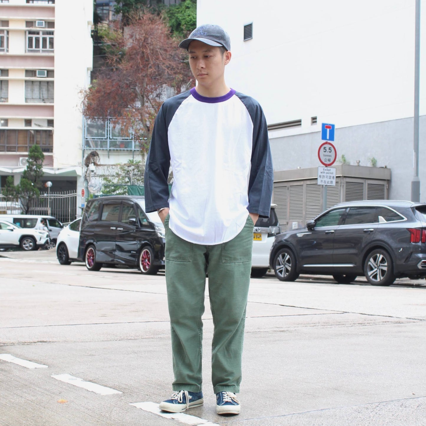 Walla Walla Sport -
3/4 BASEBALL 3-TONE TEE