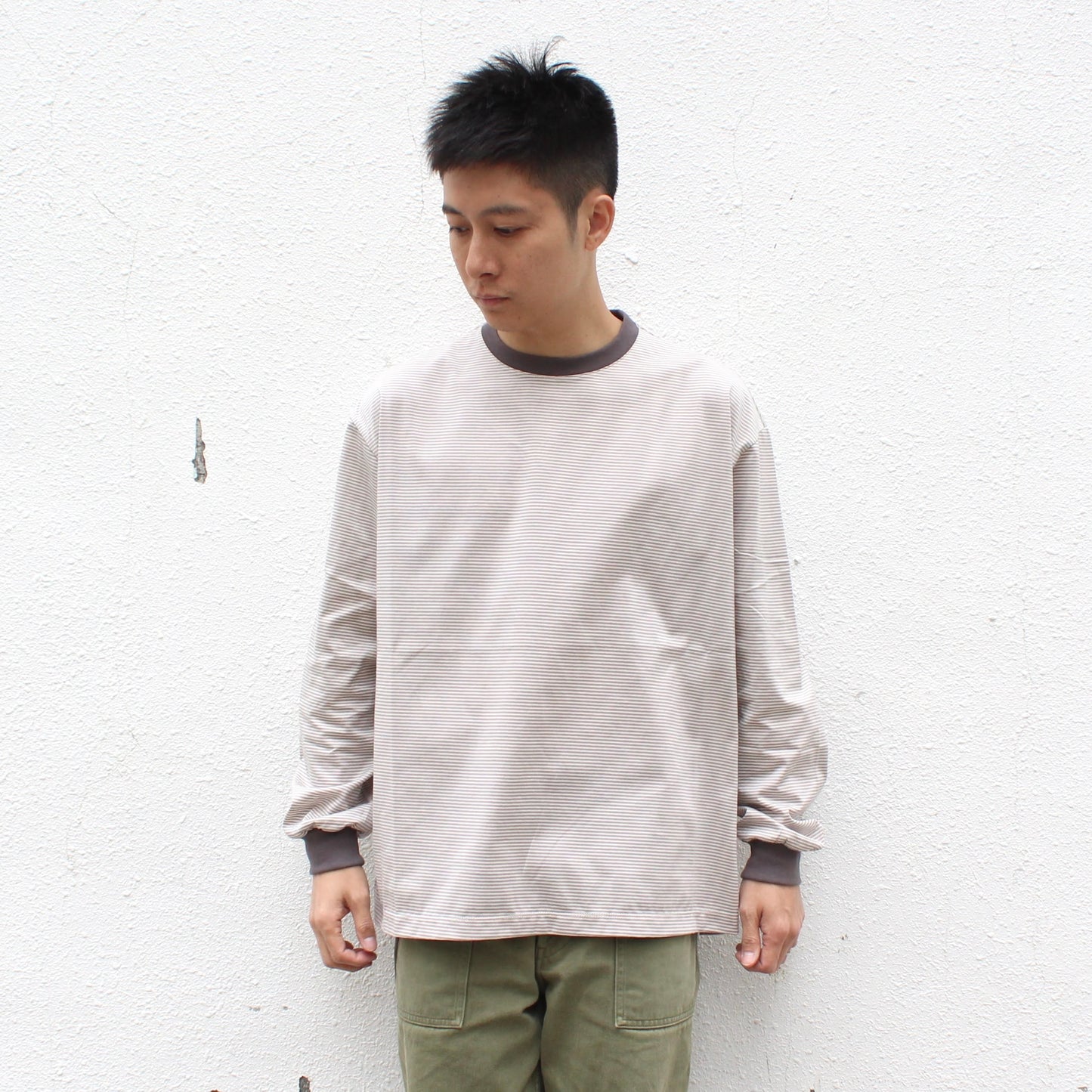 MANUAL ALPHABET - 
L/S MINI BORDER WIDE TEE