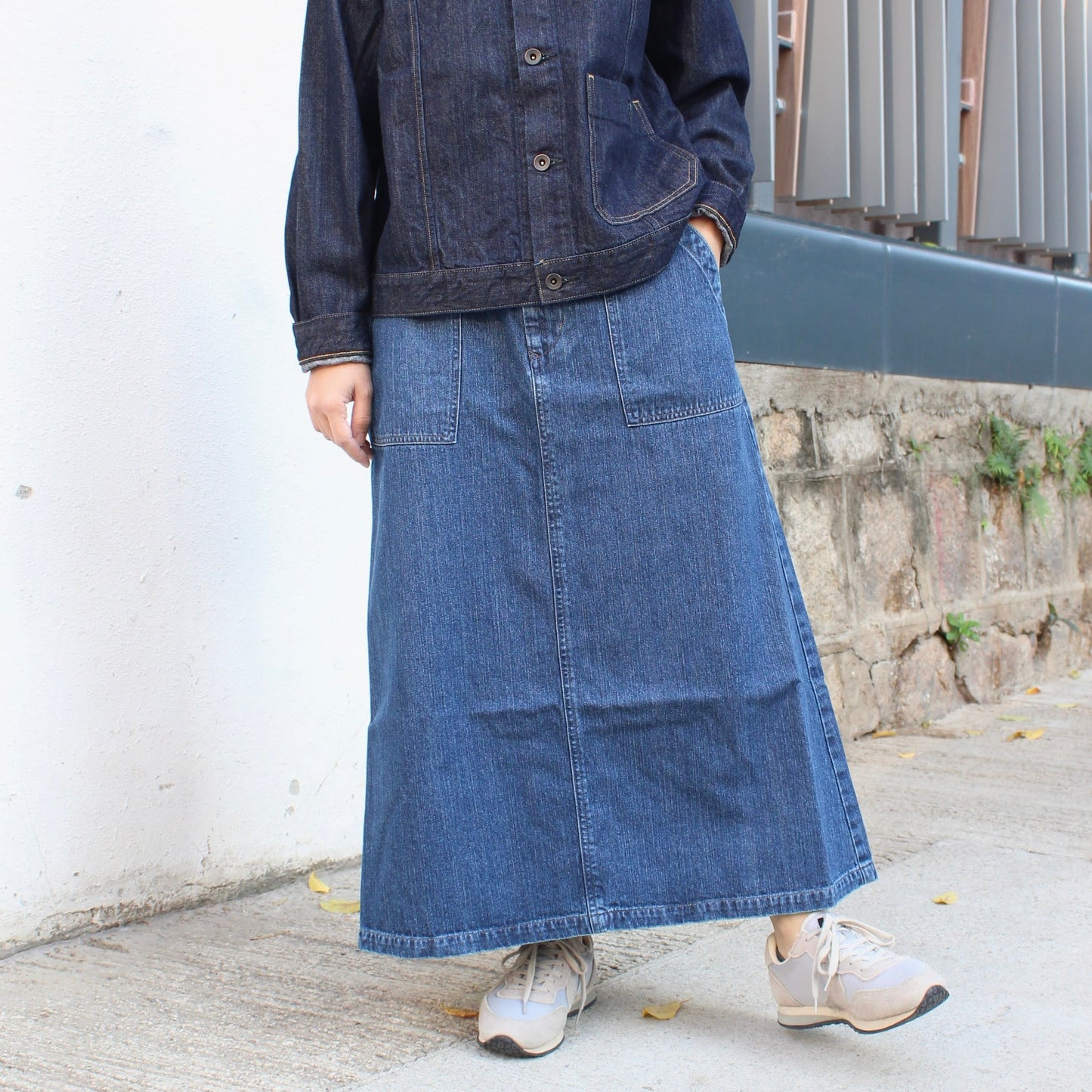 D.M.G - 
10OZ DENIM BAKER SKIRTS