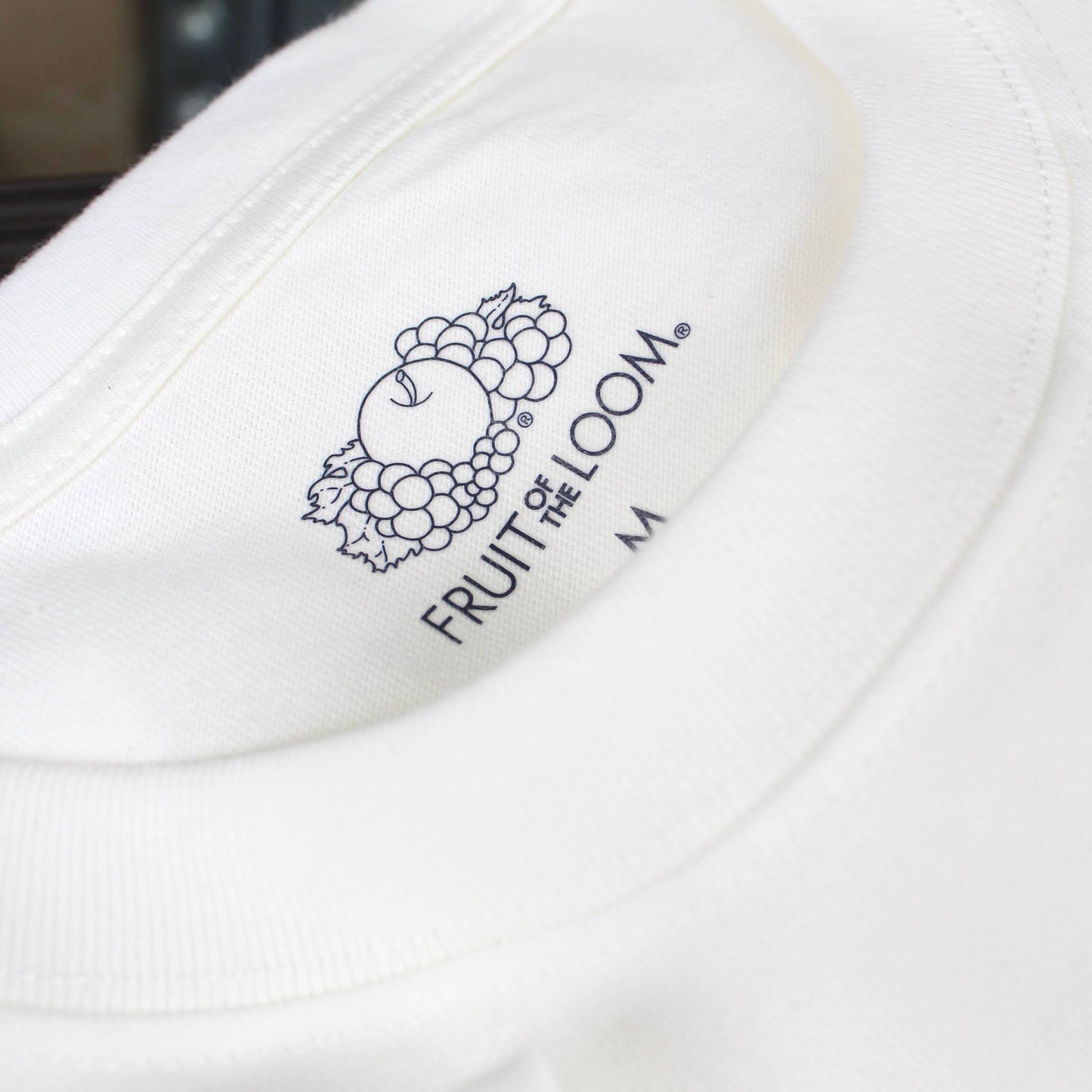 FRUIT OF THE LOOM 日本版-
7OZ HEAVYWEIGHT S/S TEE