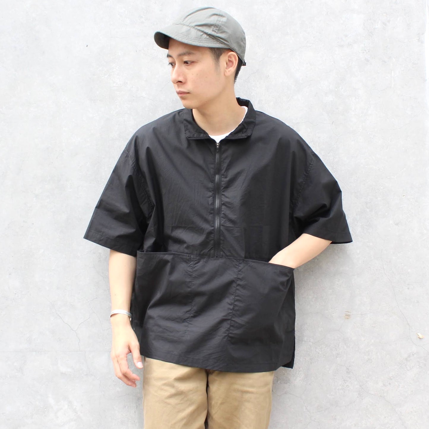 MANUAL ALPHABET -
TYPEWRITER ZIP PULLOVER SHIRT