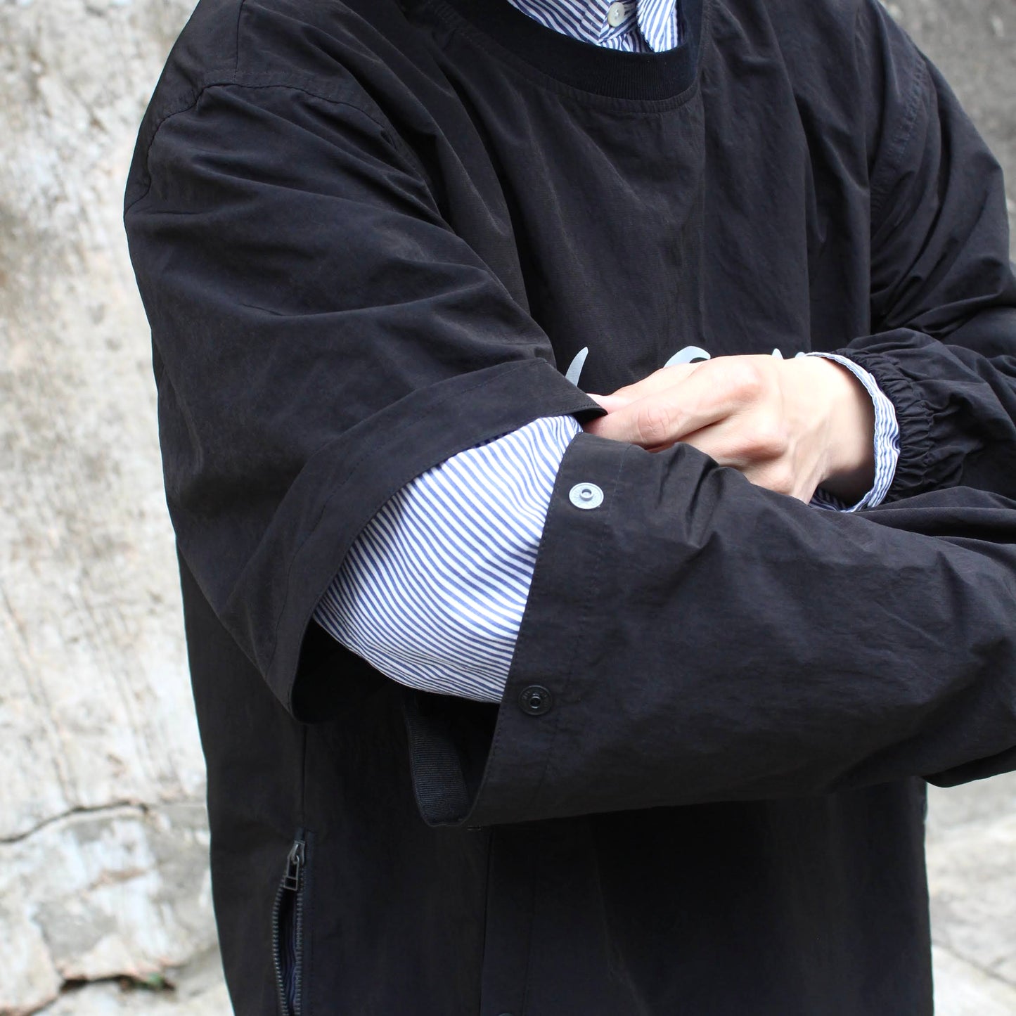 WILD THINGS JAPAN -
CONVERTIBLE PULLOVER