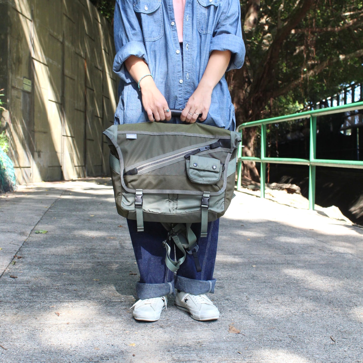 HARVEST LABEL - 
ReLoad MESSENGER BAG