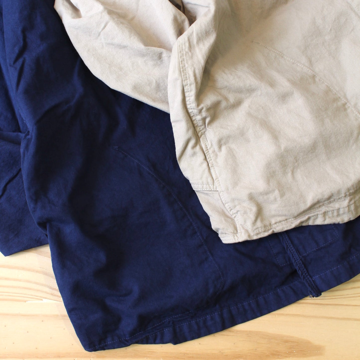 REMILLA - 
LAB HUNT SMOCK SHIRT
