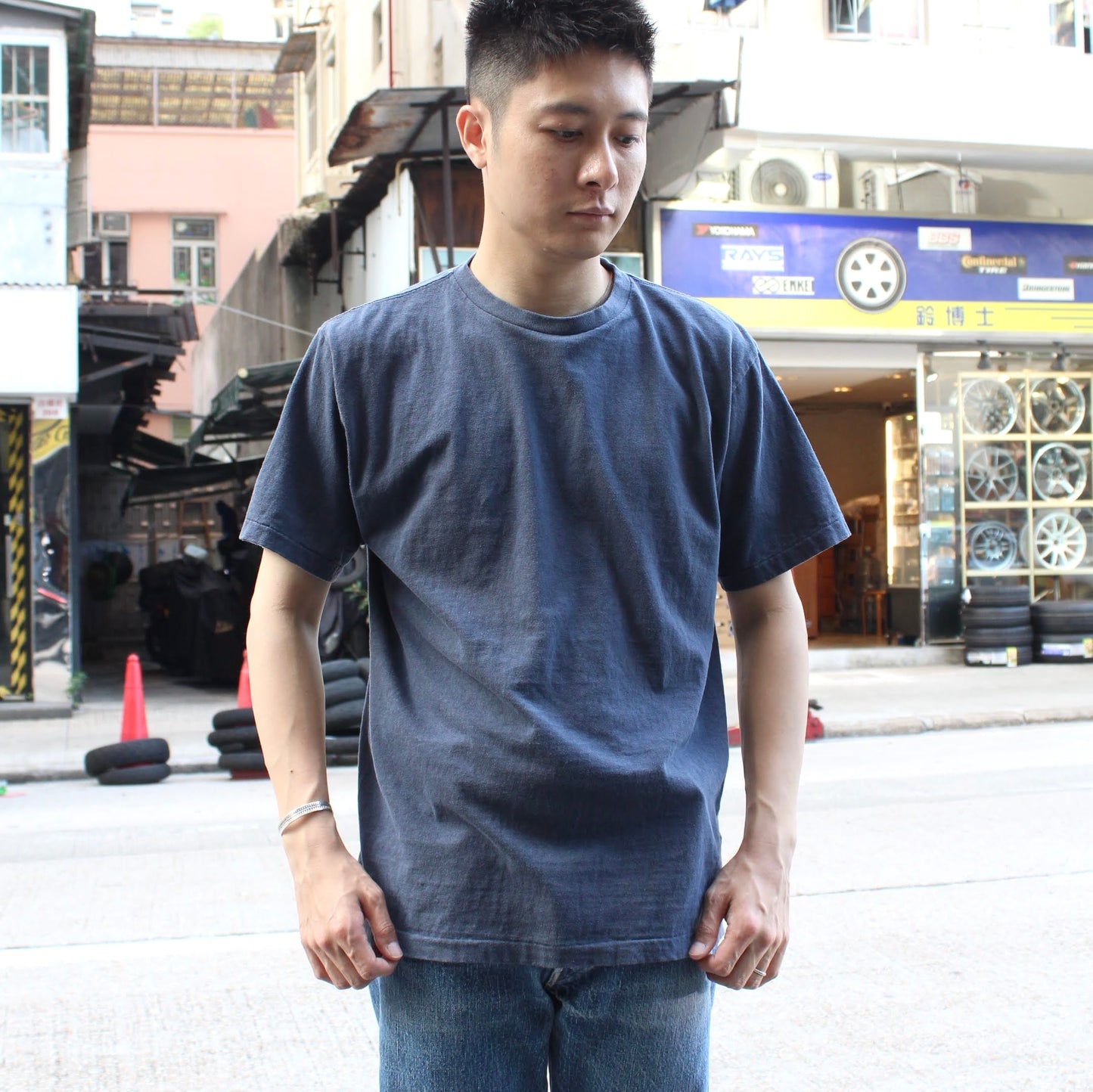 ORDINARY FITS -
PIGMENT DYEING TEE