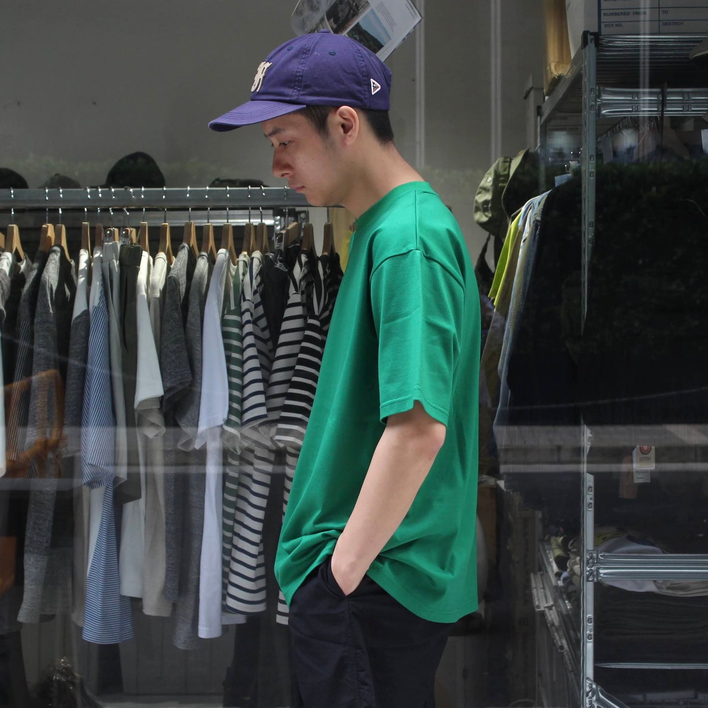 FLISTFIA -
CREW NECK T-SHIRT
