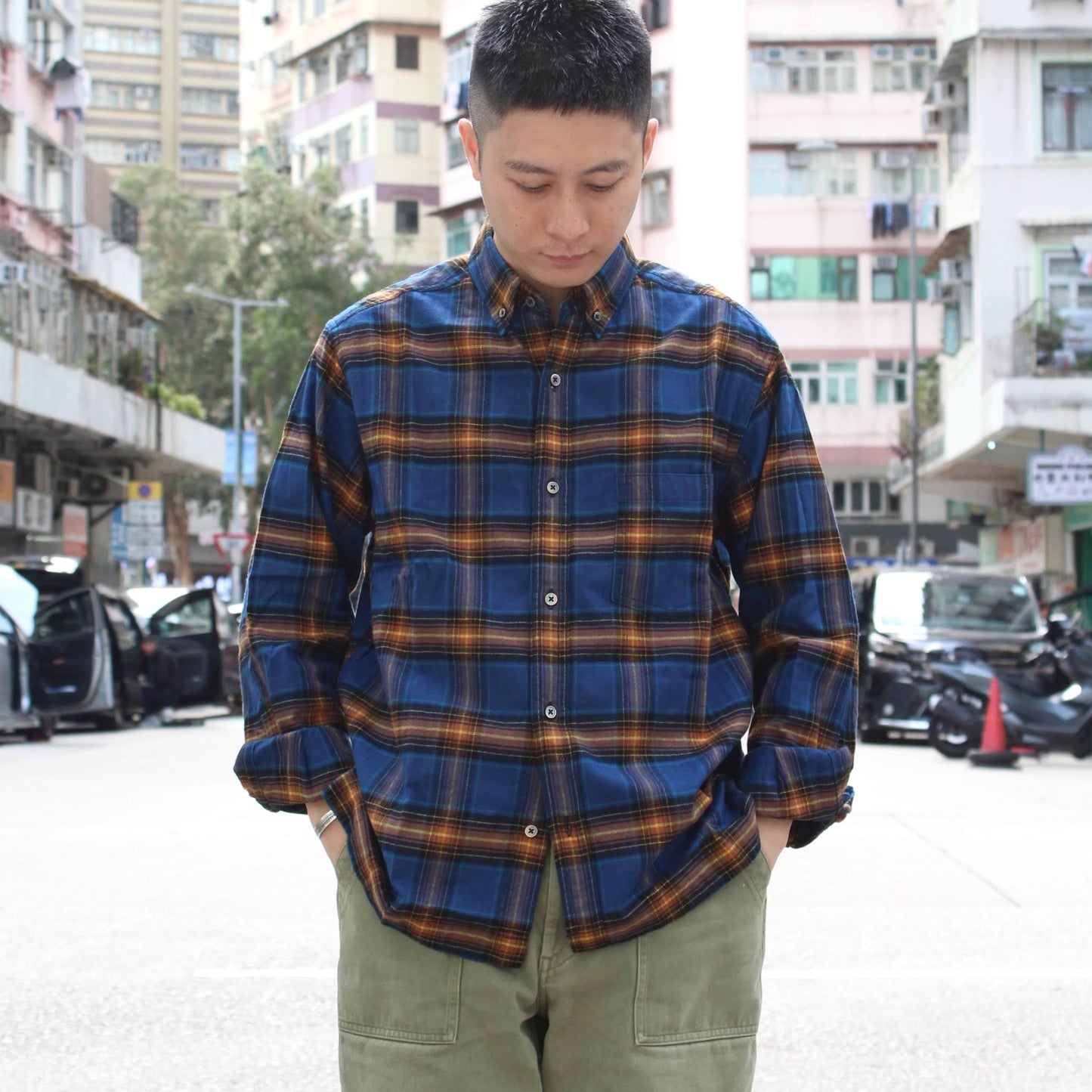 AHE HEE -
BUTTON DOWN FLANNEL CHECK SHIRT