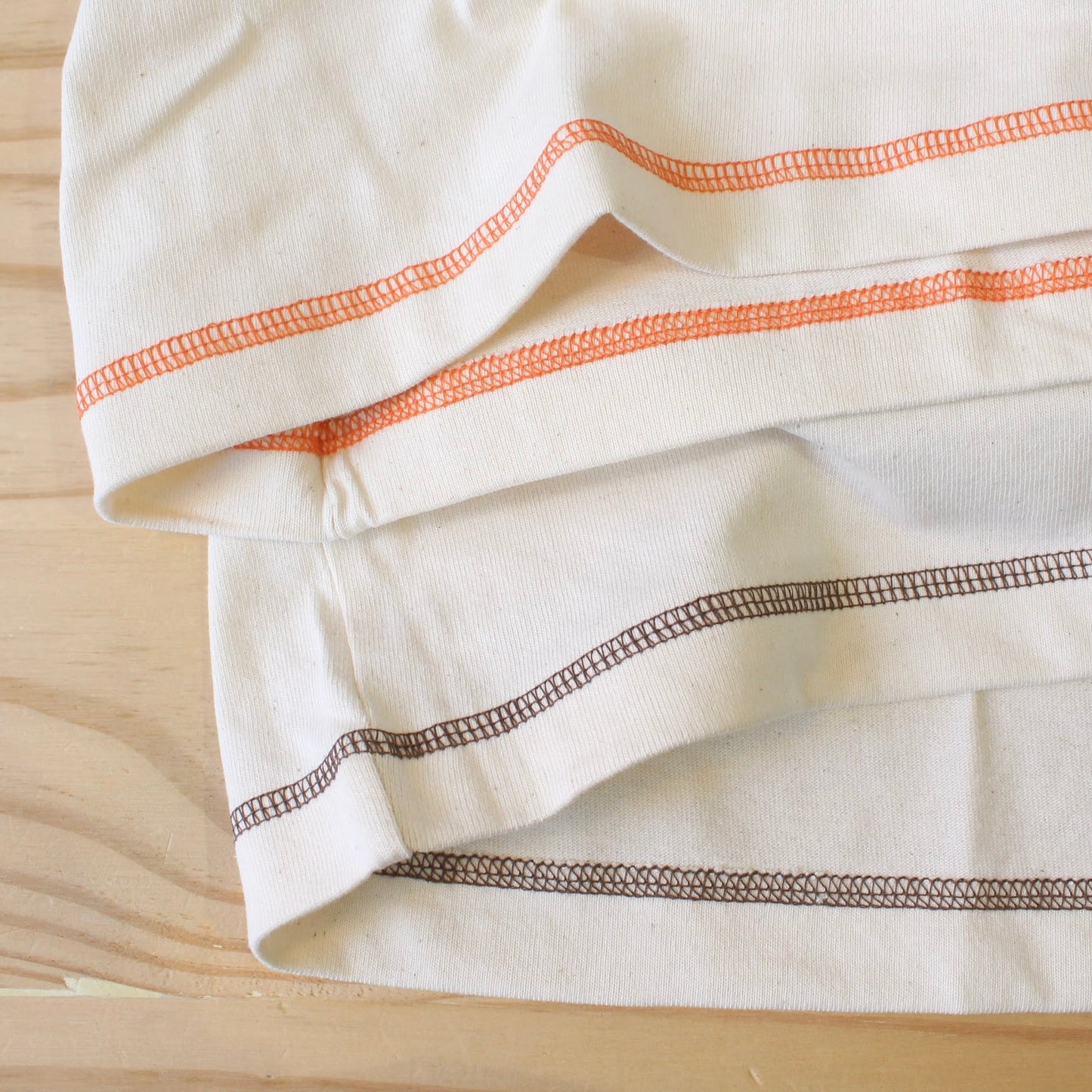 UNIVERSAL OVERALL -
KINARI LOOSE FIT
WIDE BODY HEAVYWEIGHT PACK TEE