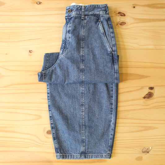 D.M.G - 
ALMOND VOLUME DENIM PANTS