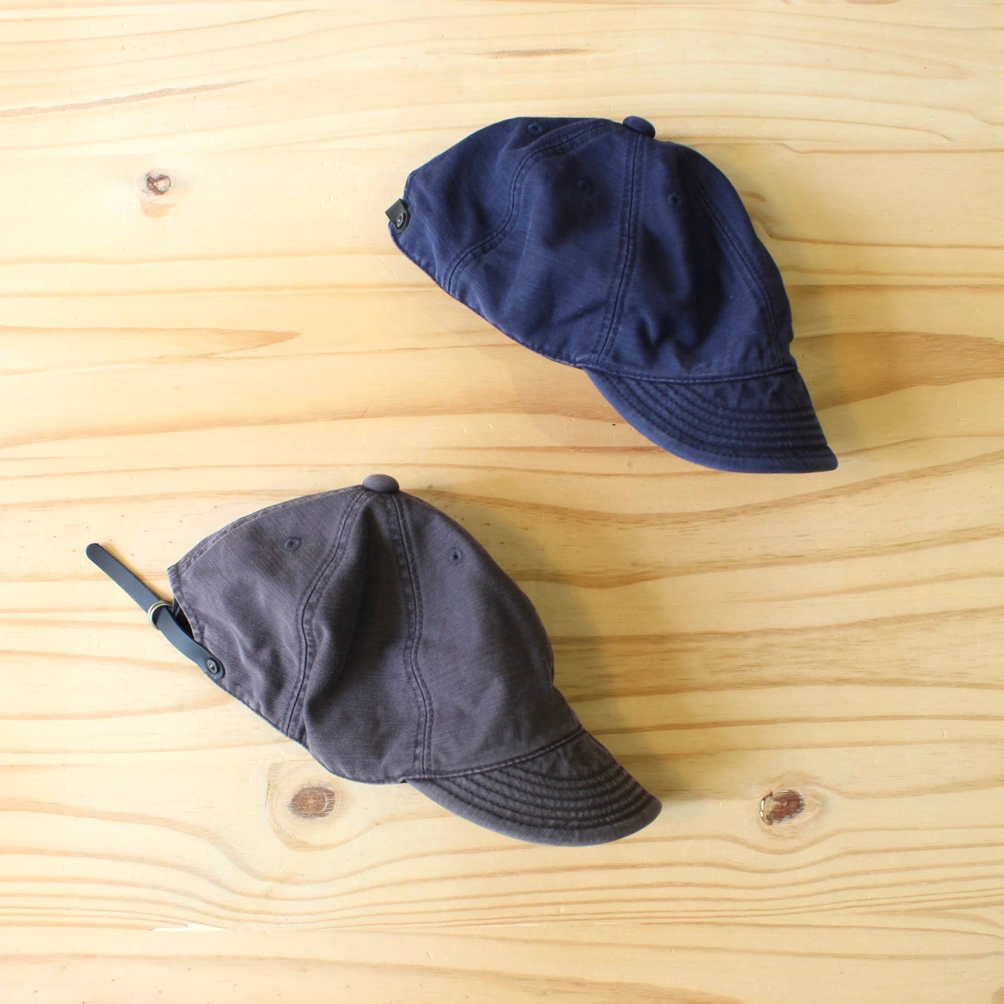 HIGHER -
MILITARY SLUB BACK SATIN CAP
