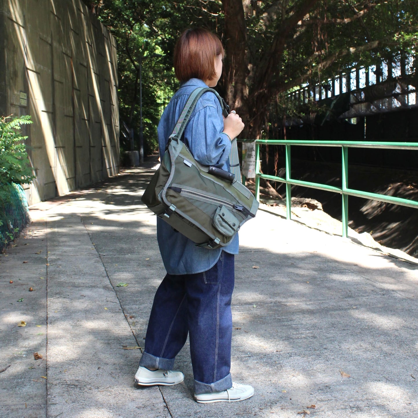 HARVEST LABEL - 
ReLoad MESSENGER BAG