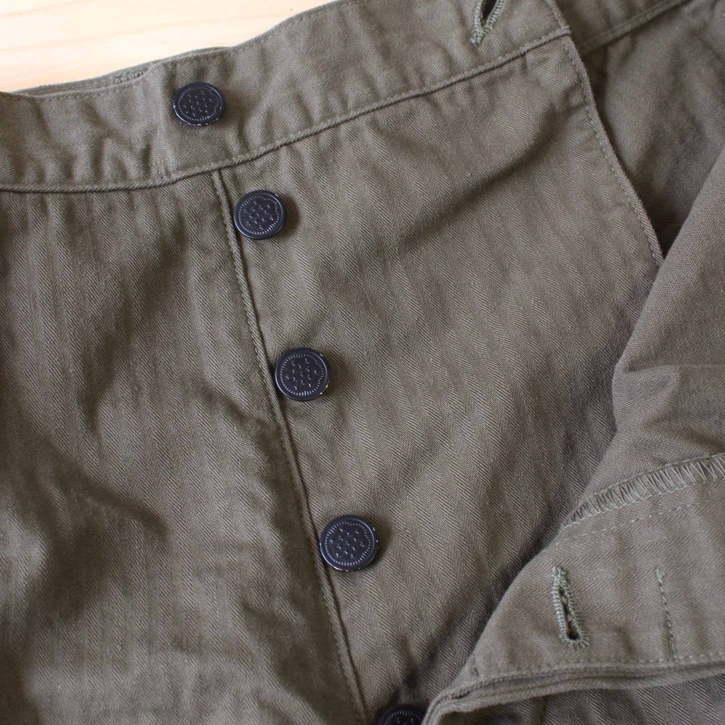 Or Slow - 
U.S ARMY POCKET CARGO SHORTS