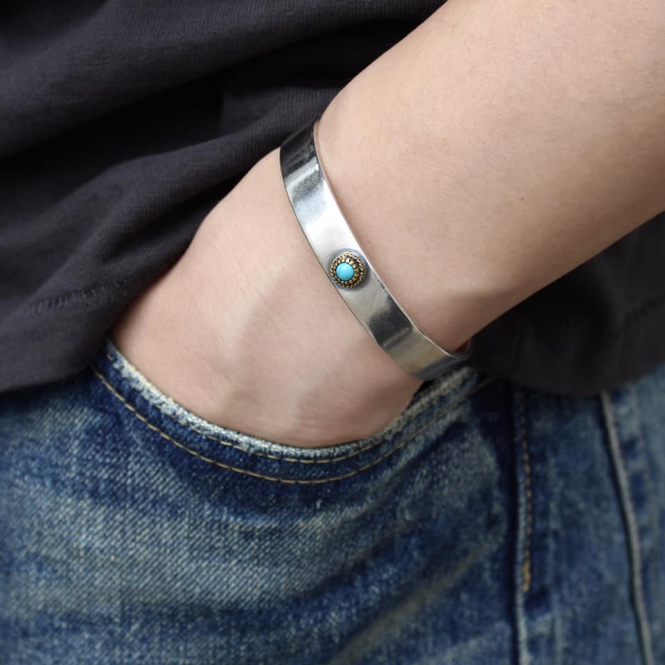 Atease - NAVAJO STYLE TURQUOISE BRACELET