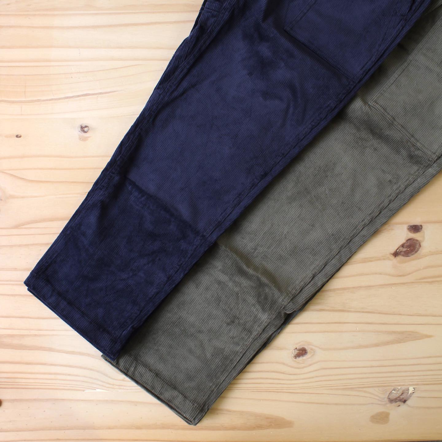 GRAMICCI - CORDUROY LOOSE TAPERED PANTS – WHERE.