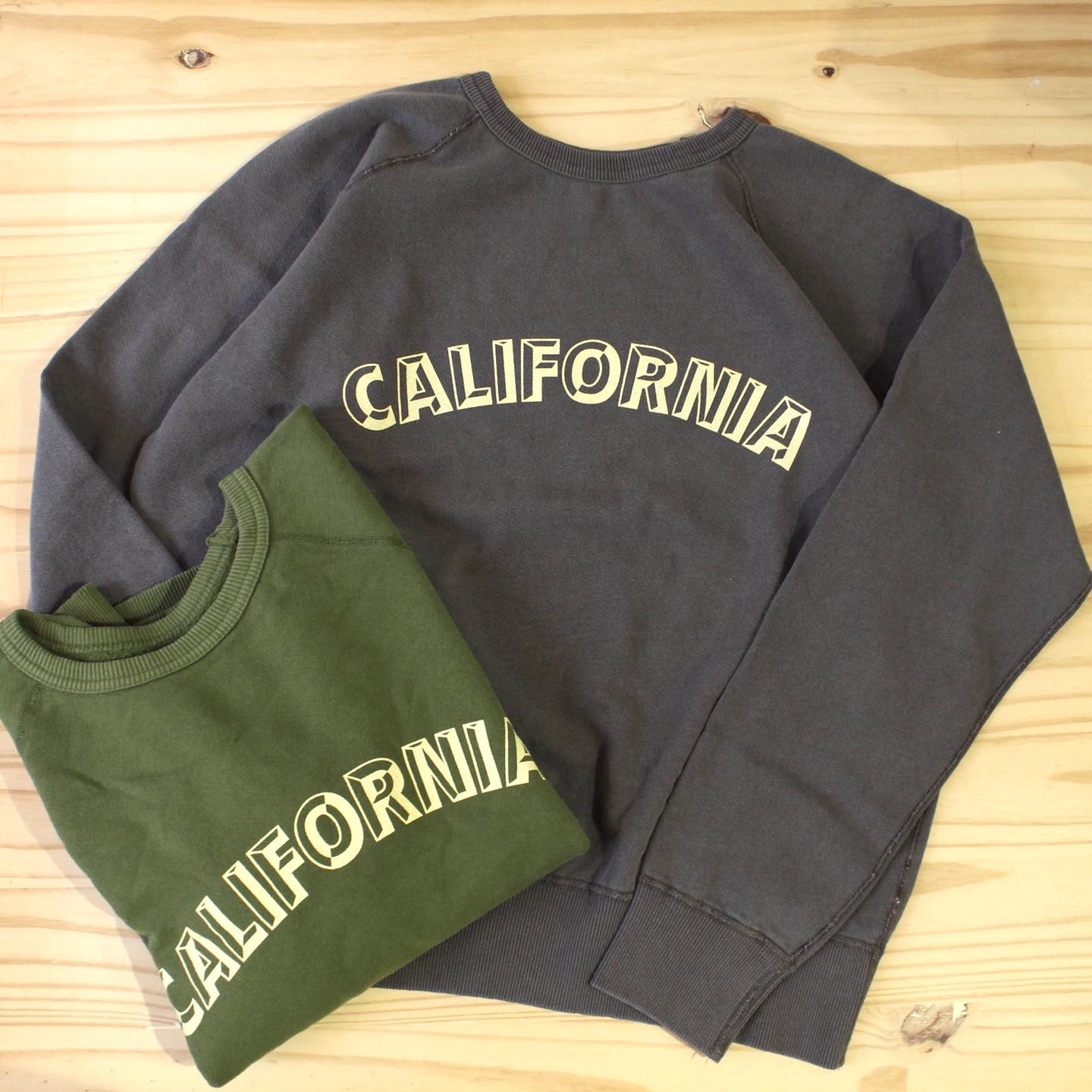 MIXTA - VINTAGE RAGLAN SWEATSHIRT